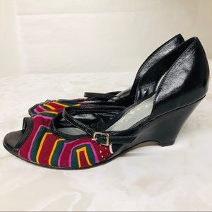 Kuna Prints Leonor Multicolor Wedges Heels